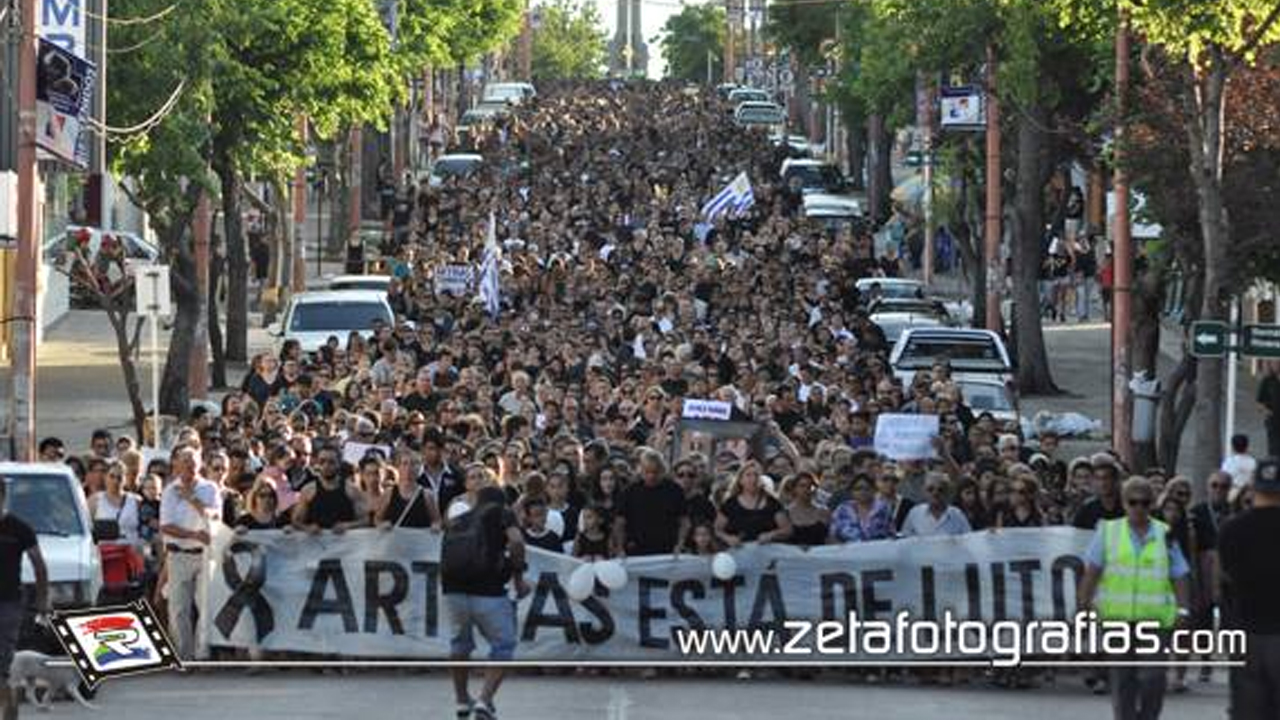HACE DOS AÑOS QUE SALIMOS A LA CALLE