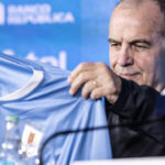 BIELSA, ENTRE LA CONTINUIDAD Y LA RENUNCIA