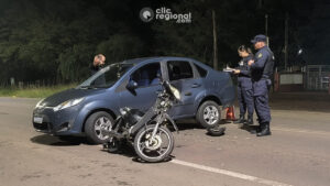 MOTOCICLISTA RESULTÓ LESIONADA TRAS CHOQUE EN ACCESO SUR DE ARTIGAS