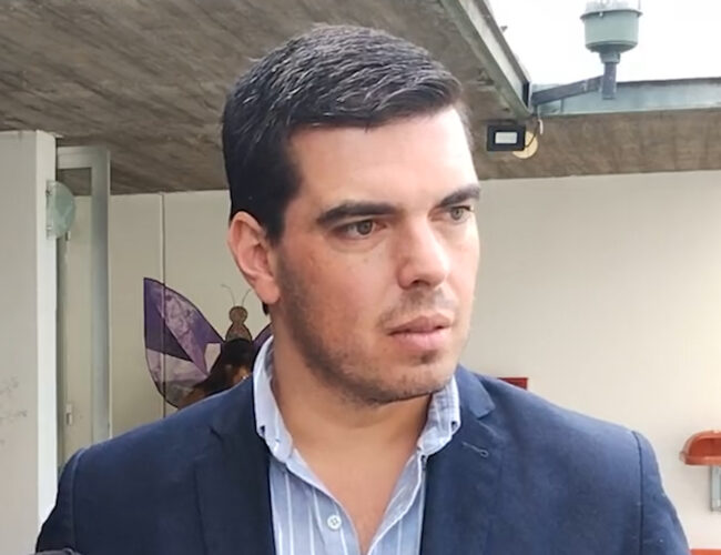 INTENDENTE SORAVILLA RESPALDA DENUNCIA CONTRA VENDEDORA AMBULANTE