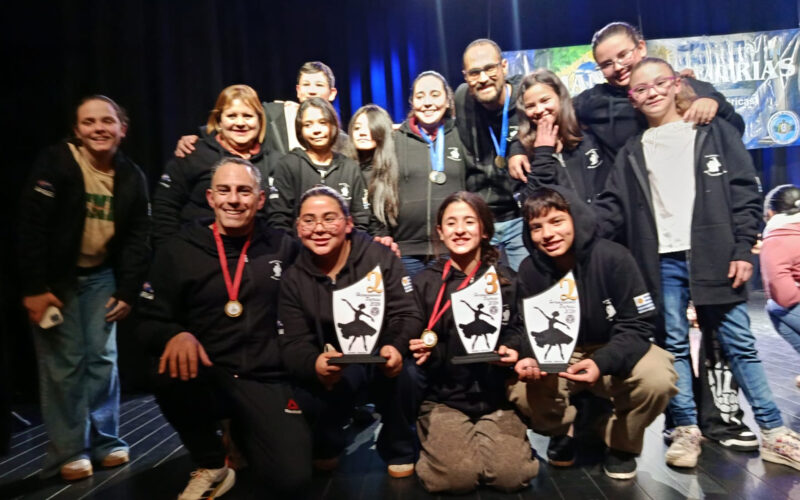 «HUELLAS DEL PASADO» LOGRÓ SEIS PREMIOS EN RIVERA