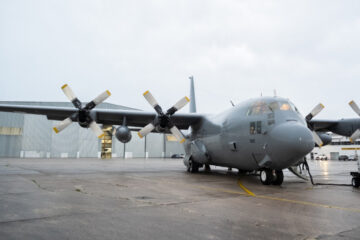URUGUAY ENVIÓ SEGUNDO VUELO CON AYUDA A VENEZUELA