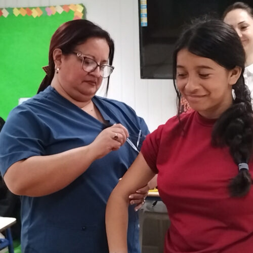 AVANZAN VACUNACIONES EN ESCUELAS DE ARTIGAS