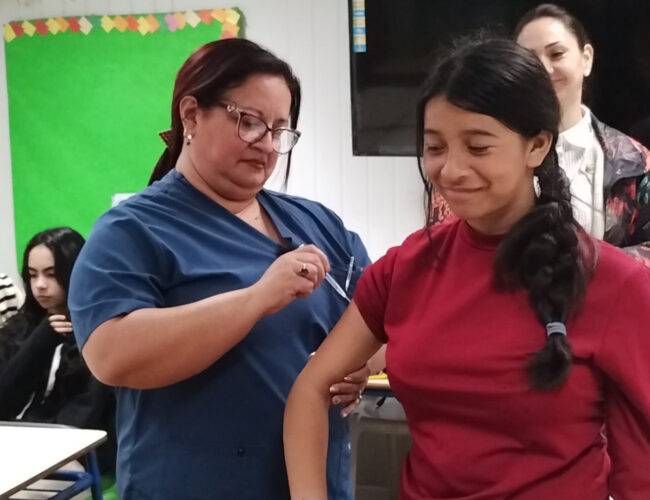 AVANZAN VACUNACIONES EN ESCUELAS DE ARTIGAS