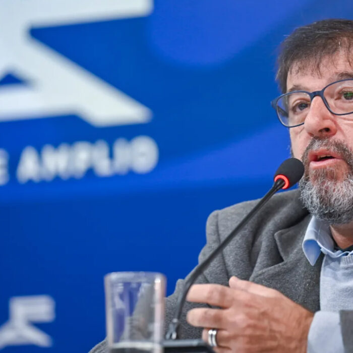 FERNANDO PEREIRA FUE REELECTO EN EL FRENTE AMPLIO