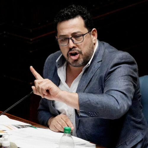 GOBIERNO ENVIARÁ PROYECTO PARA JUBILARSE A LOS 60 AÑOS